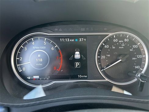 New 2025 Nissan Versa SV image 16