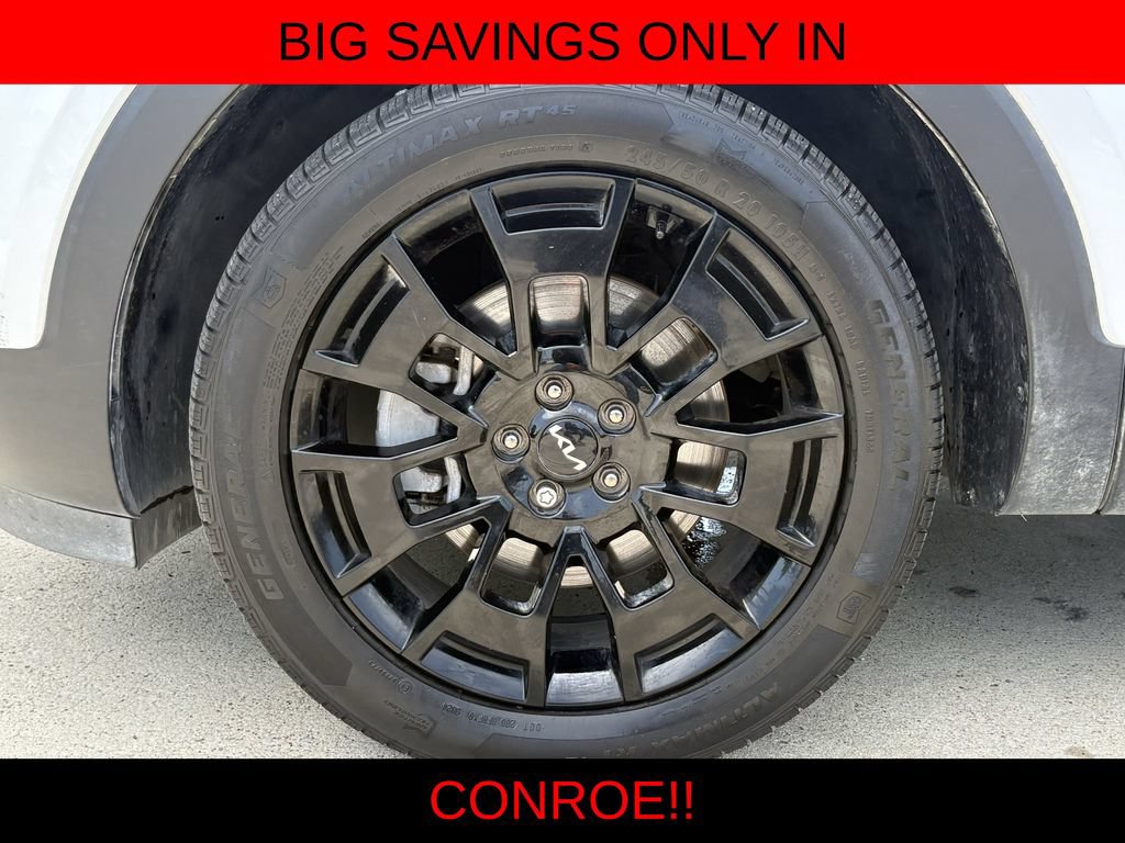 Used 2022 Kia Telluride SX w/ Nightfall Edition Package AWD/4WD image 9
