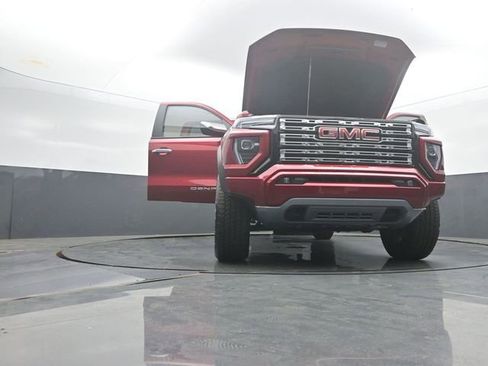 Used 2023 GMC Canyon Denali AWD/4WD image 56
