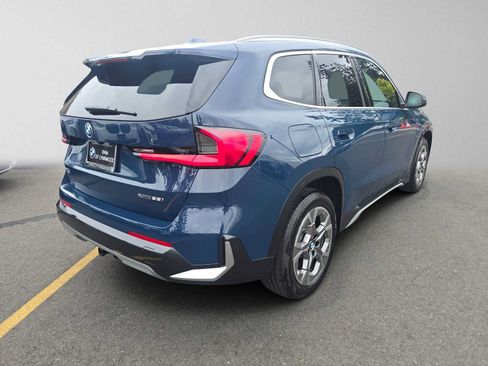 Used 2026 BMW X1 xDrive28i w/ Technology Package AWD/4WD image 3