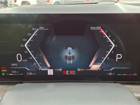 Used 2025 BMW X5 sDrive40i w/ Climate Comfort Package image 27