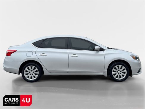 Used 2017 Nissan Sentra S image 8
