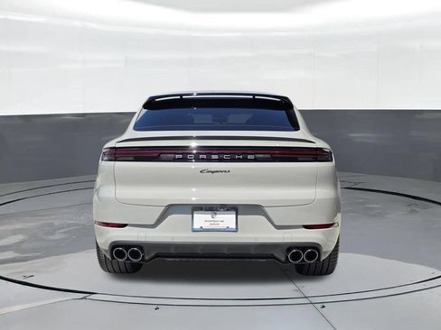 New 2026 Porsche Cayenne Coupe AWD/4WD image 10