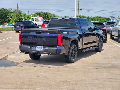 Used 2023 Toyota Tundra SR5 w/ SR5 Convenience Package RWD image 7
