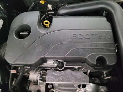 Used 2023 Chevrolet Equinox LT FWD image 30