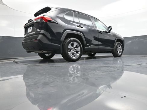 Certified 2024 Toyota RAV4 XLE image 31