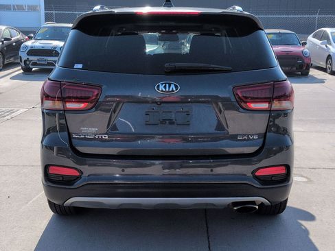 Used 2019 Kia Sorento EX w/ EX Touring Package image 4