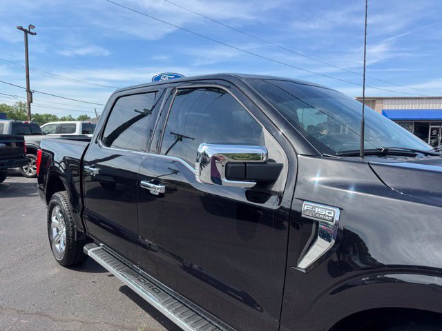 Used 2023 Ford F150 Lariat AWD/4WD image 7