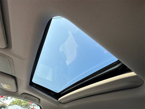 Used 2022 Honda CR-V EX-L image 33