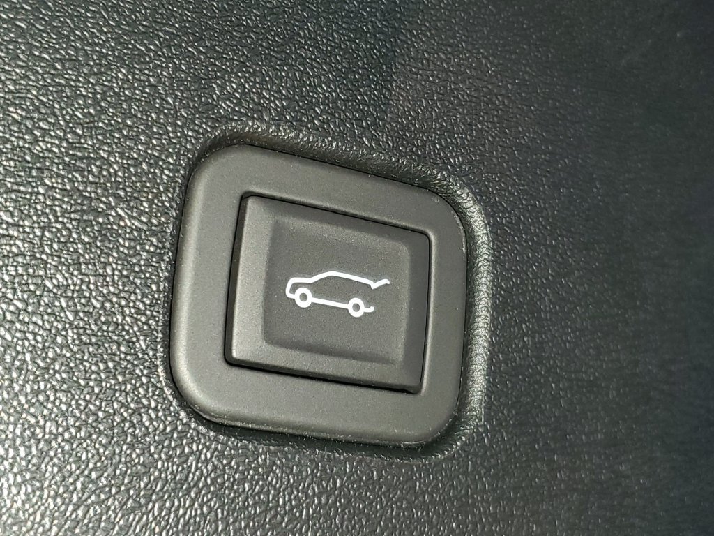 New 2027 Cadillac Optiq Sport RWD image 8