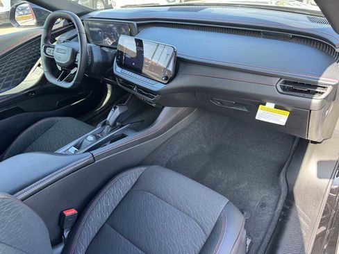 Used 2025 Dodge Charger Daytona R/T w/ Quick Order Package 25M R/T image 17