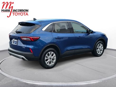 Used 2023 Ford Escape Active w/ Tech Pack #2 image 9