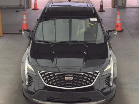 Used 2023 Cadillac XT4 Premium Luxury w/ Driver Assist Package image 4