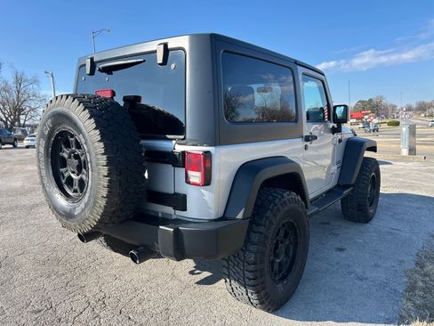 Used 2012 Jeep Wrangler Sport image 6