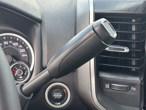 New 2026 RAM 2500 Big Horn AWD/4WD image 21