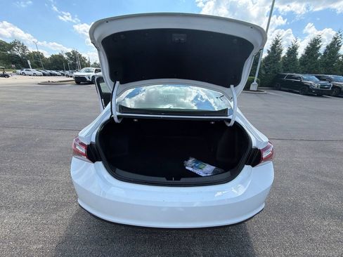 Used 2019 Chevrolet Malibu LT FWD image 24