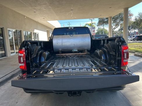 Used 2024 RAM 3500 Laramie image 34