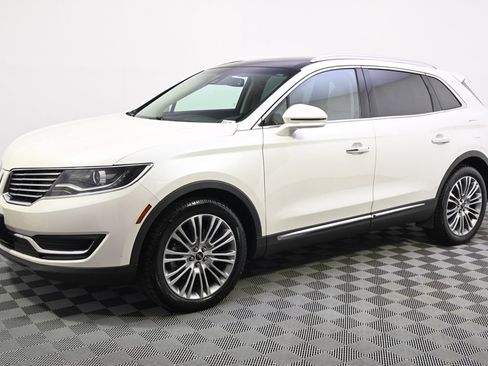 Used 2018 Lincoln MKX Reserve w/ Lincoln MKX Climate Package AWD/4WD image 2