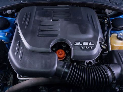 Used 2015 Dodge Charger SXT image 7