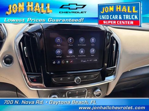 Used 2023 Chevrolet Traverse LT FWD image 21