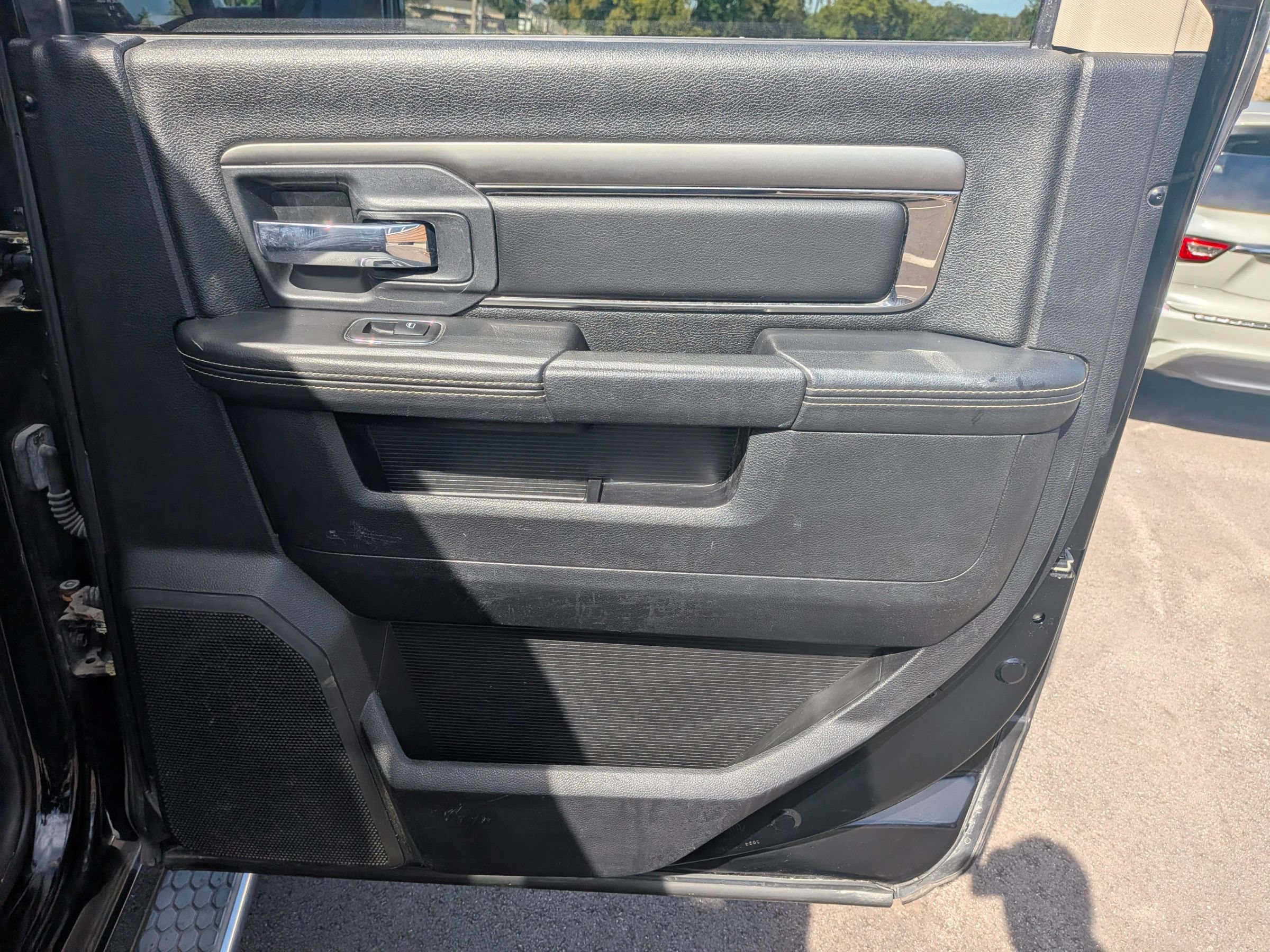Used 2014 RAM 1500 Sport w/ Convenience Group AWD/4WD image 36
