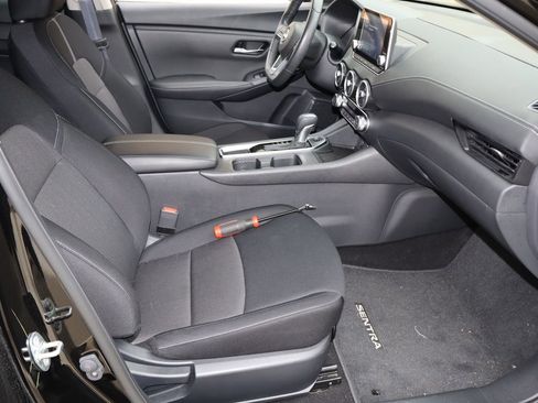 Used 2024 Nissan Sentra SV w/ All-Weather Package FWD image 16