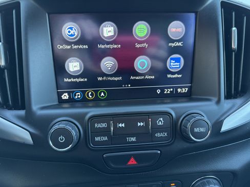 Used 2018 GMC Terrain SLT w/ Preferred Package image 28