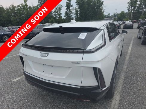 Used 2024 Cadillac Lyriq Luxury RWD image 4
