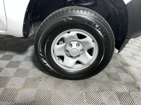Used 2023 Toyota Tacoma SR RWD image 10