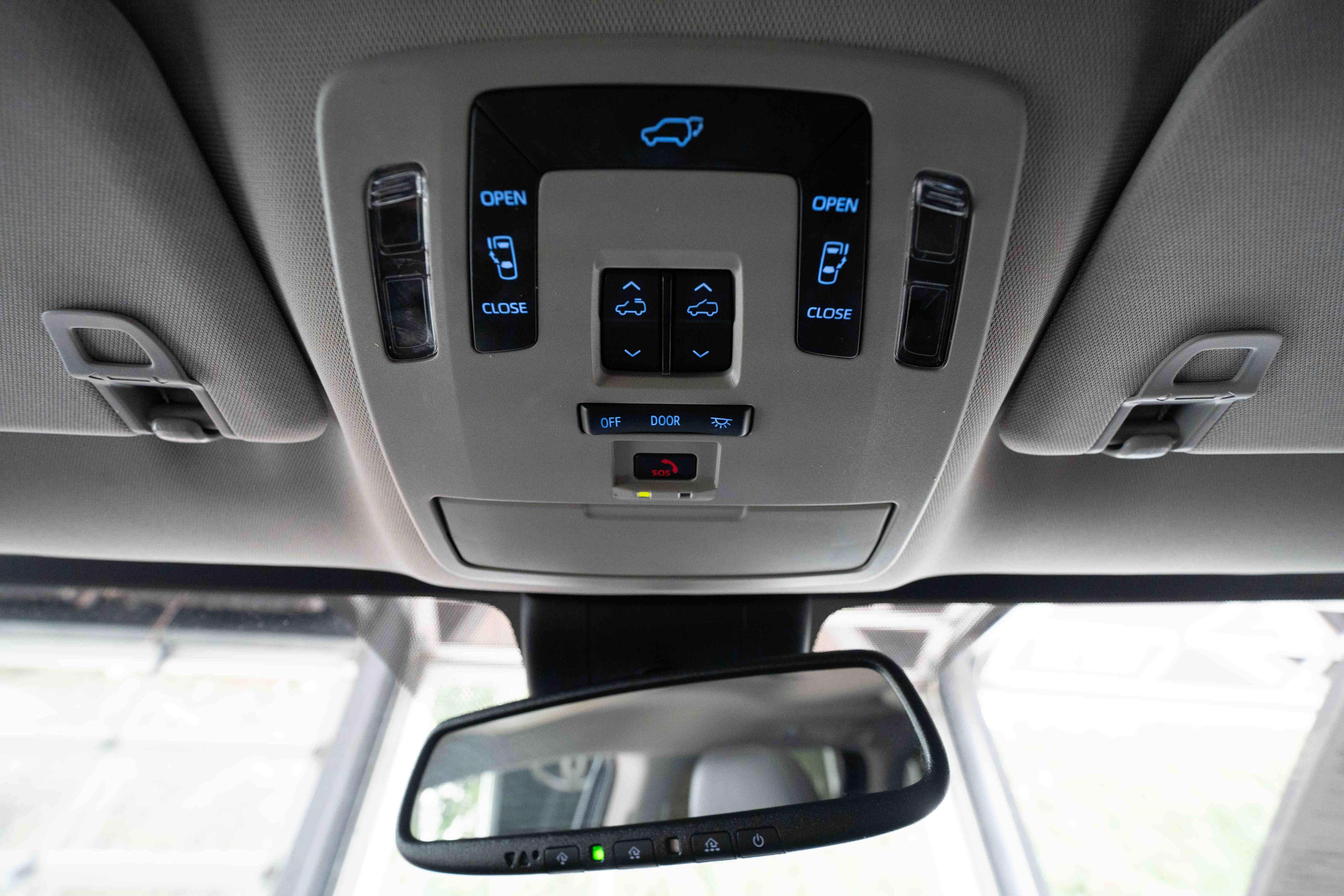 Certified 2023 Toyota Sienna XLE w/ XLE Plus Package AWD/4WD image 19
