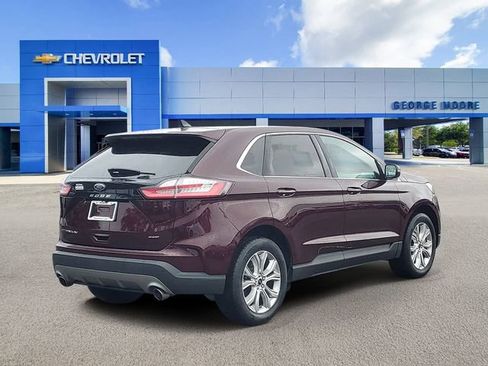 Used 2024 Ford Edge Titanium image 4