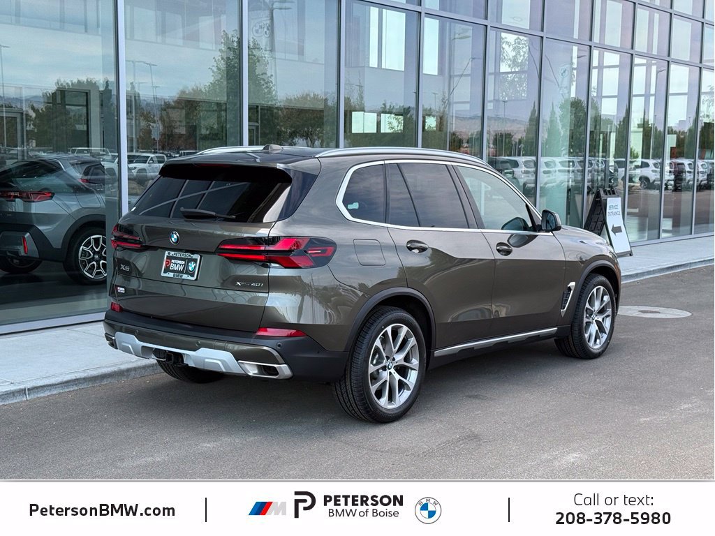 Used 2024 BMW X5 xDrive40i w/ Premium Package AWD/4WD image 5