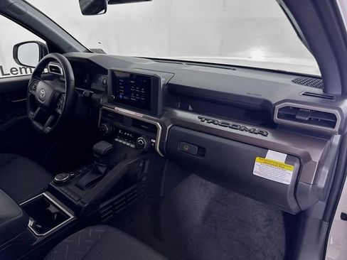 Used 2025 Toyota Tacoma SR5 image 24