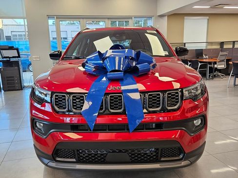 New 2026 Jeep Compass Latitude image 2