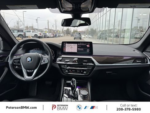 Used 2023 BMW 530i xDrive w/ Premium Package image 2