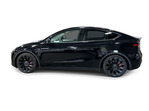 Certified 2023 Tesla Model Y Performance AWD/4WD image 3