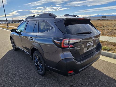 Used 2024 Subaru Outback Onyx Edition image 3