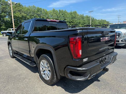 Used 2021 GMC Sierra 1500 Denali AWD/4WD image 9