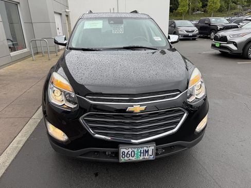 Used 2017 Chevrolet Equinox Premier w/ Enhanced Convenience Package AWD/4WD image 8
