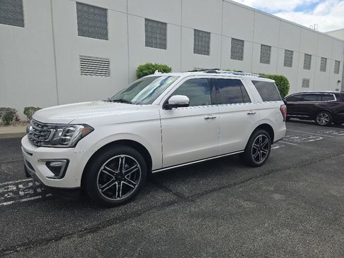 Used 2019 Ford Expedition Limited w/ Special Edition Package RWD image 54