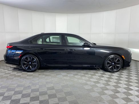 New 2026 BMW 760i xDrive w/ Executive Package image 7