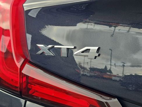 Used 2023 Cadillac XT4 Premium Luxury image 26