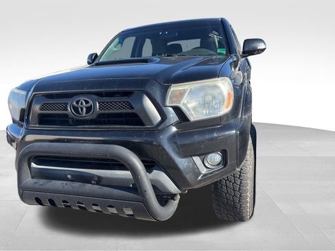 Used 2015 Toyota Tacoma 4x4 Double Cab image 3