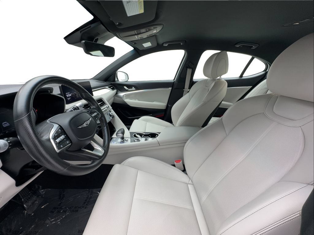 Used 2025 Genesis G70 2.5T RWD image 19