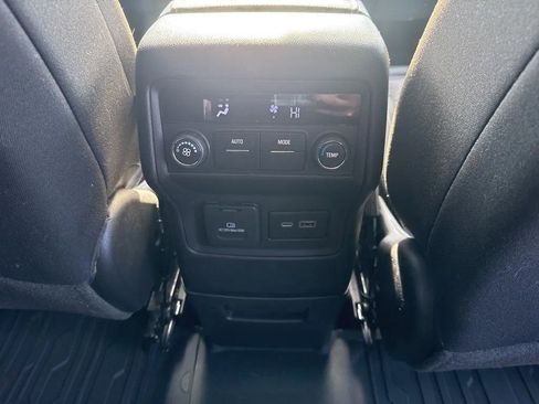 Used 2023 GMC Acadia SLE w/ Driver Convenience Package AWD/4WD image 34