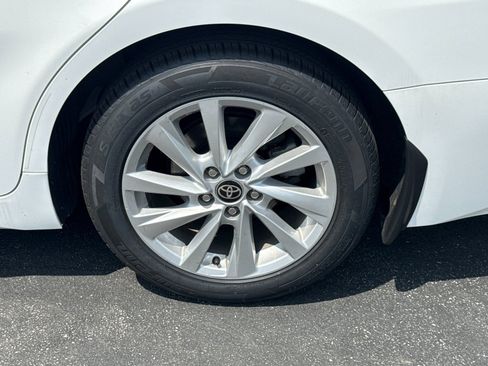 Used 2023 Toyota Camry SE FWD image 22