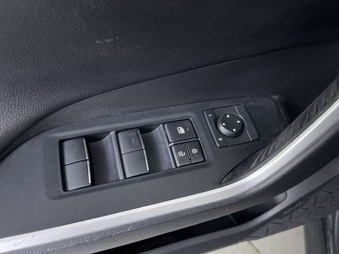 Used 2020 Toyota RAV4 XSE AWD/4WD image 11