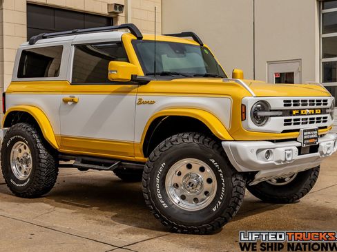 Used 2024 Ford Bronco Heritage Edition image 1