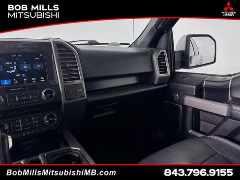 Used 2017 Ford F150 Raptor w/ Equipment Group 802A Luxury AWD/4WD image 23