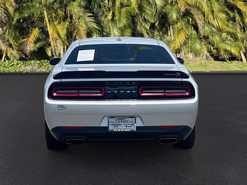 Used 2022 Dodge Challenger R/T Scat Pack RWD image 7